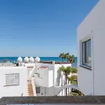 Seaview Escape Apartamento Meneou