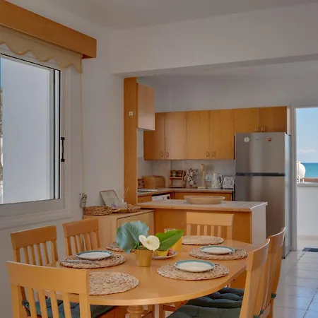 Διαμέρισμα Seaview Escape *