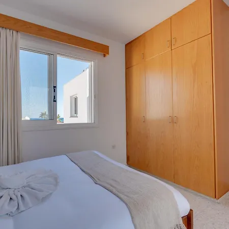 Seaview Escape * Meneou